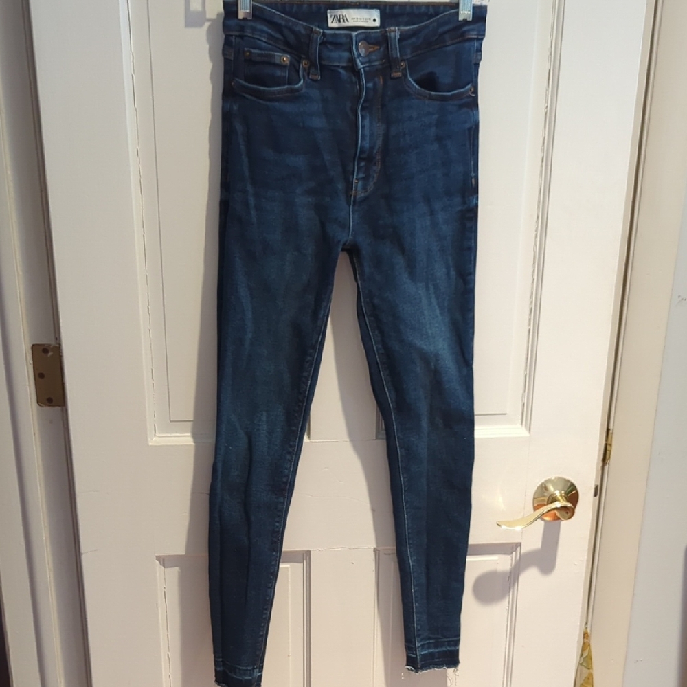Zara Women's Blue Skinny Jeans